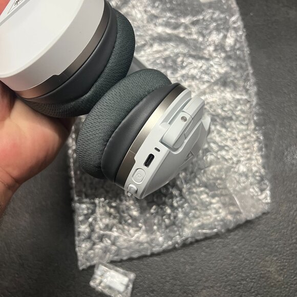 Turtle Beach Stealth 600 Gen 2 USB Gaming Headset for PS4 & PS5 – White Refurbis - Picture 5 of 6